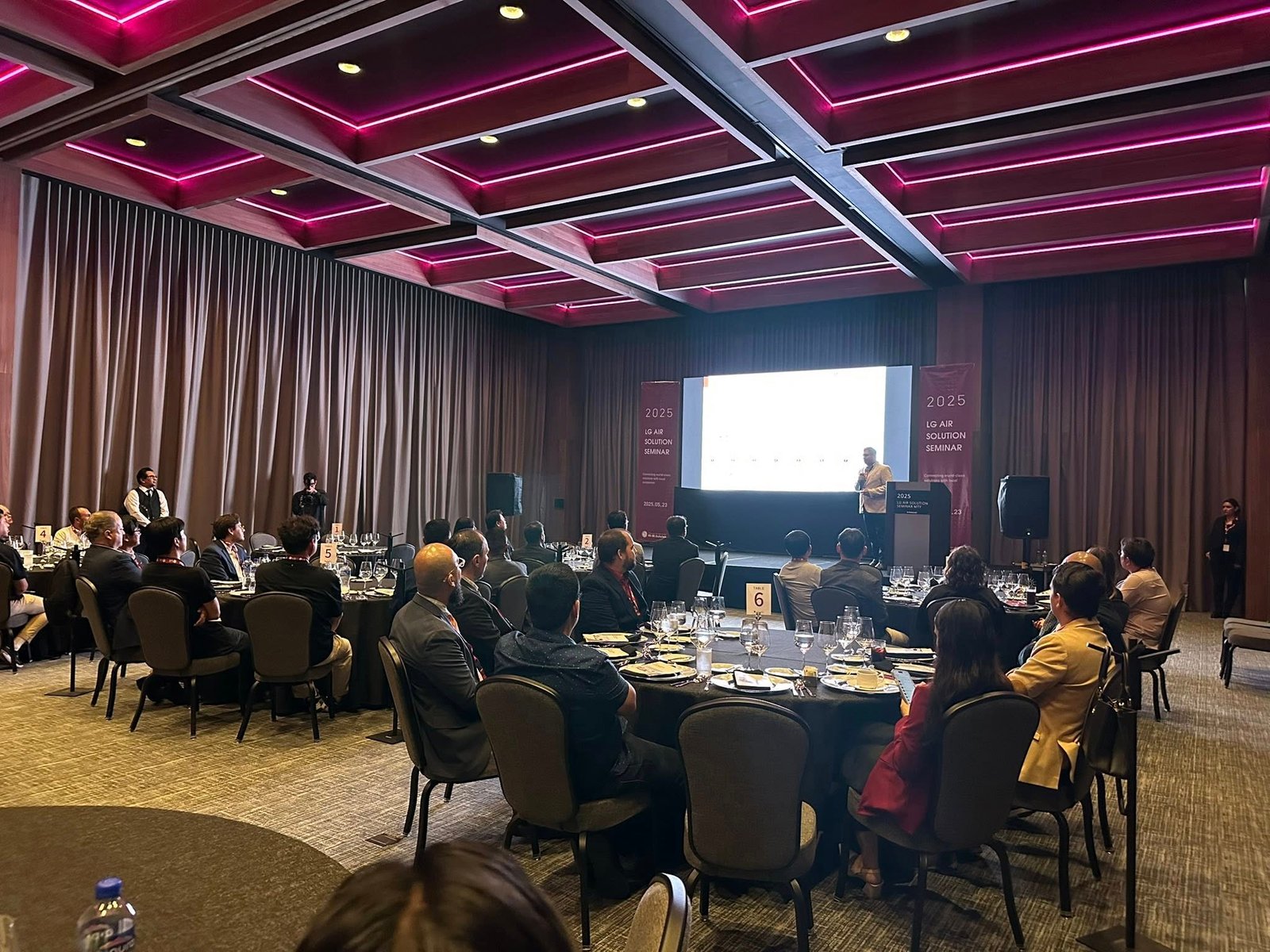 499725577_1226628975920255_1762591343856202243_n